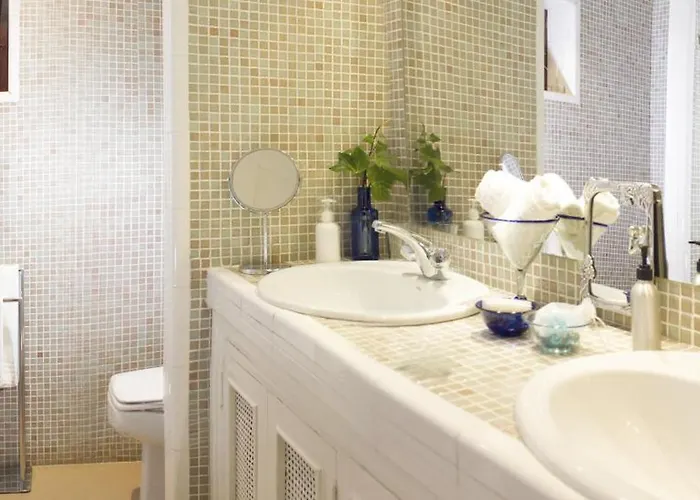 Casa Rural En Cigarral De Villamarta Toledo Con Piscina Privada Toledo